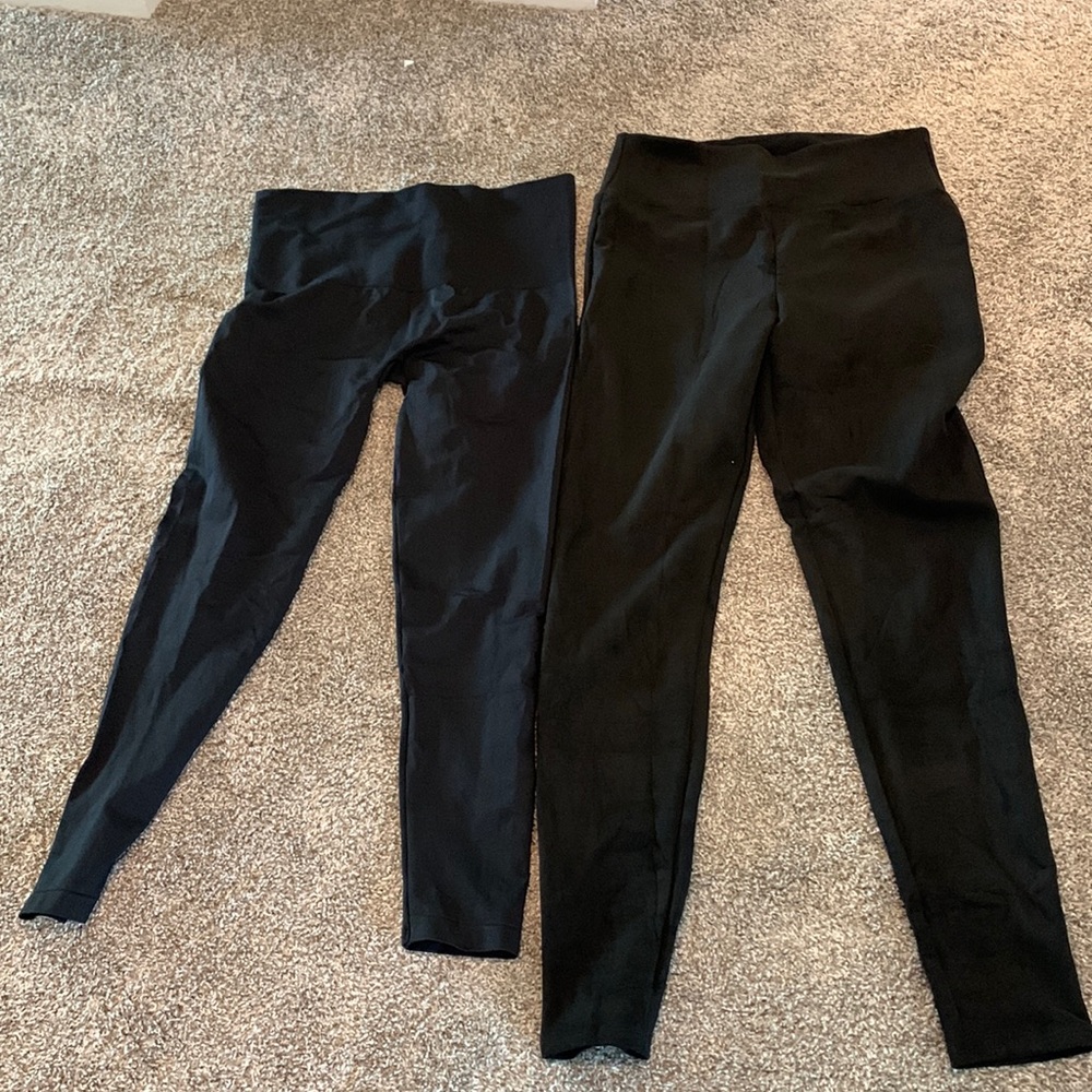 COPY - 2 x spanx assets leggings both large both nwot